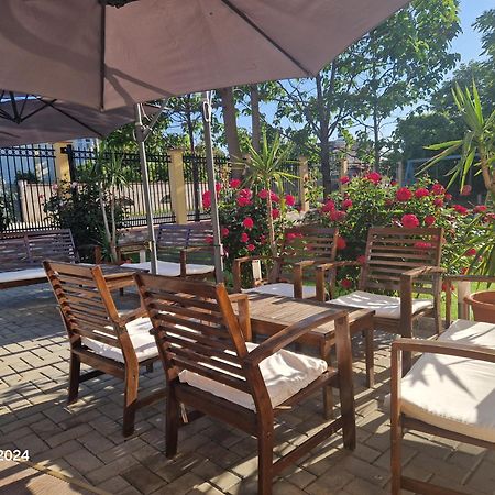 Casa Adrian 2 Mai Apartment ภายนอก รูปภาพ