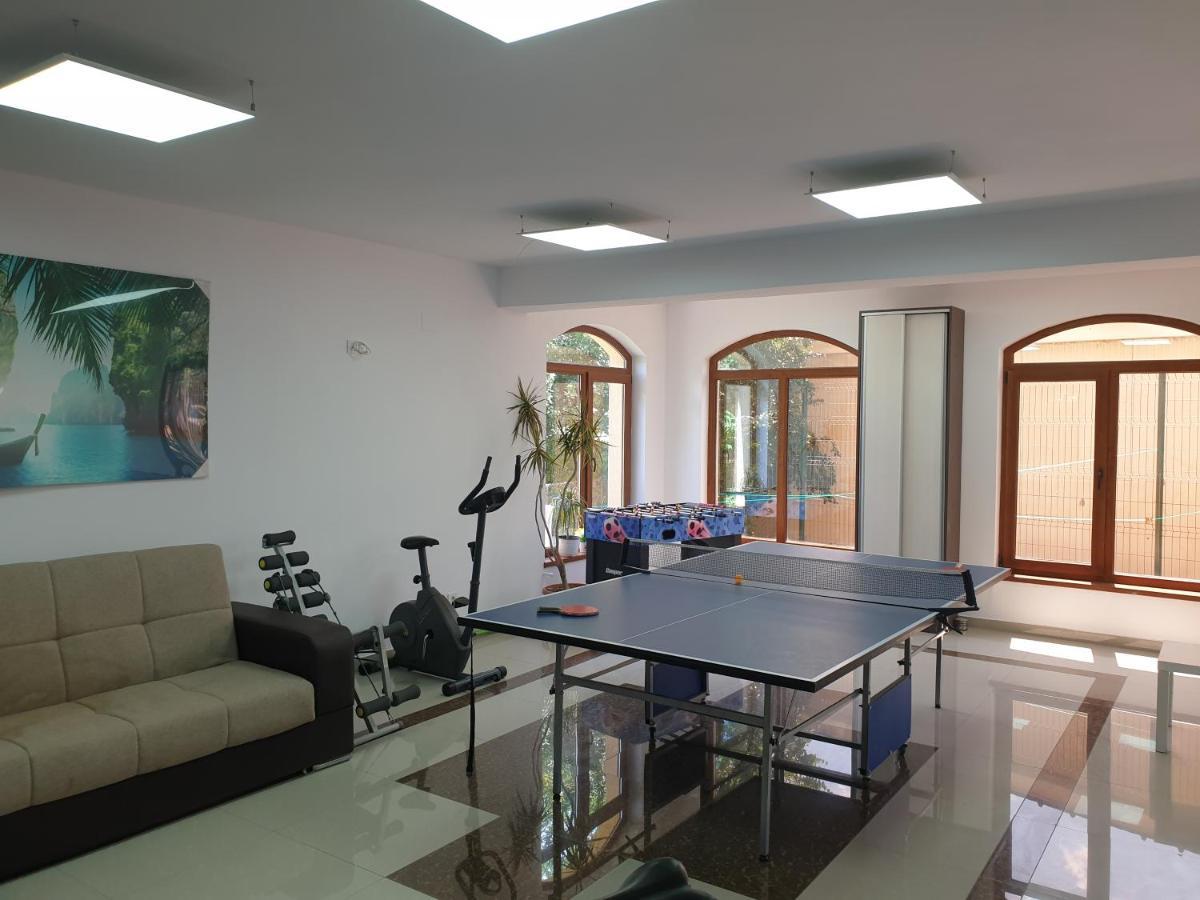 Casa Adrian 2 Mai Apartment ภายนอก รูปภาพ